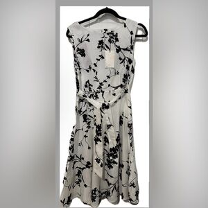 AraneeChic Floral Midi Dress in Black and White